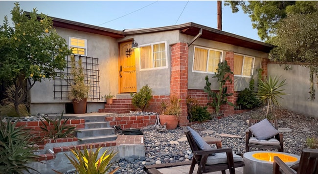 Building Photo - 701 Luton Dr