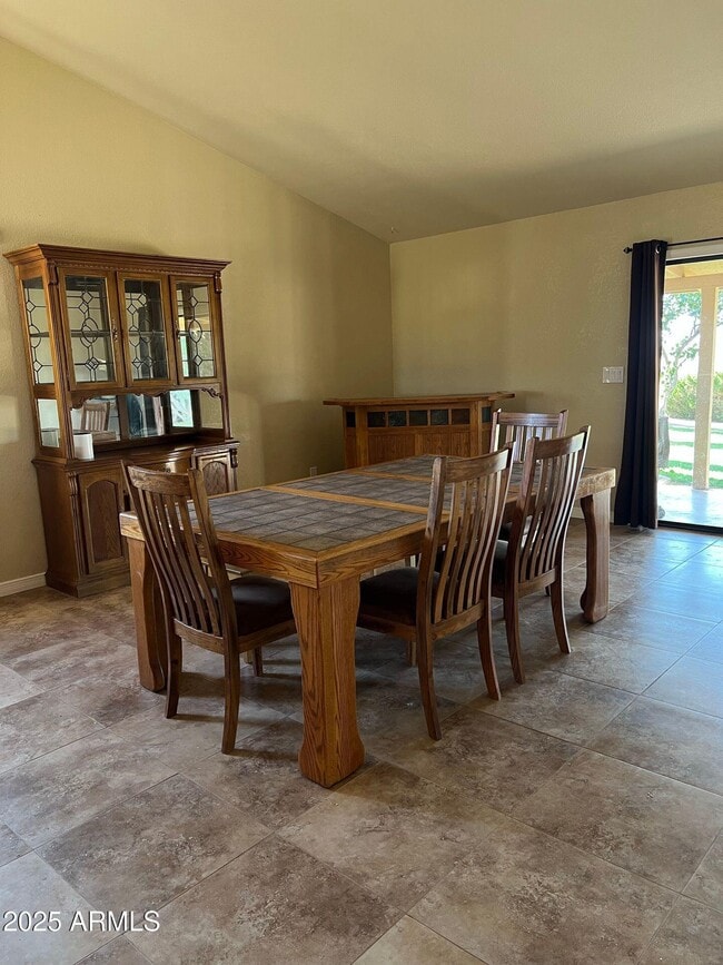 Building Photo - 7 Javelina Ct
