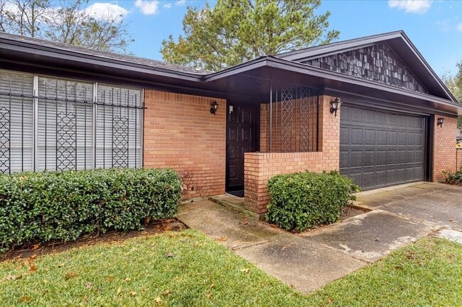 Building Photo - 509 Dean Dr