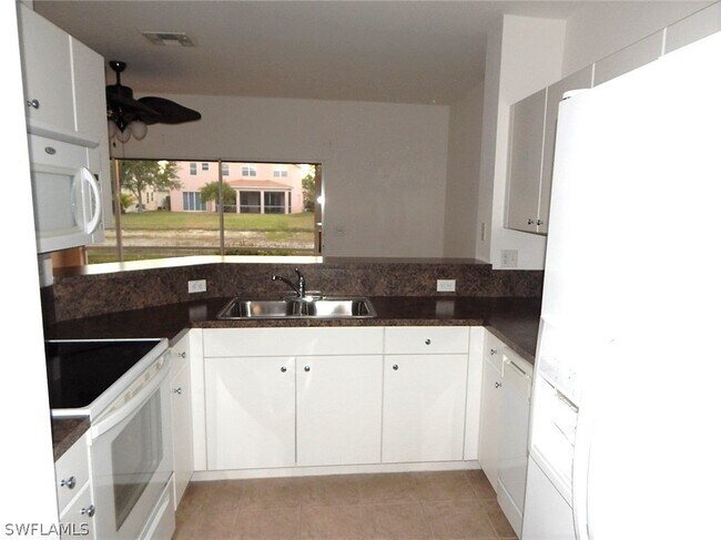 Building Photo - 1306 Weeping Willow Ct
