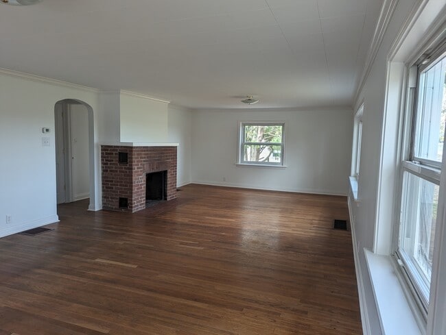 Building Photo - 18077 E Durbin Rd