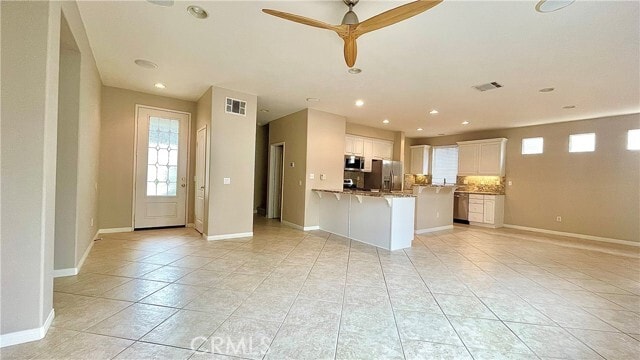 Building Photo - 17543 Nutwood Dr