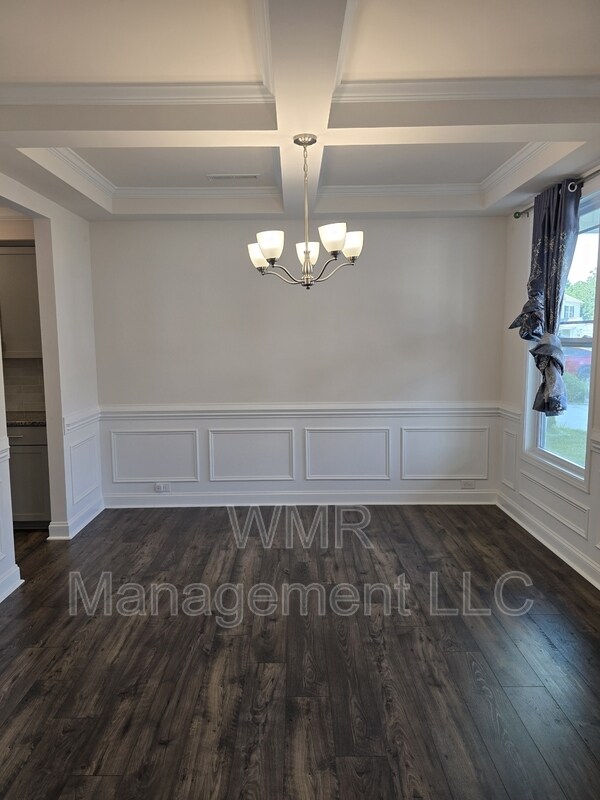 Foto del edificio - 9654 White Chapel Dr NW