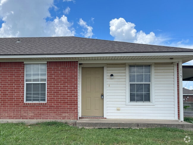 Building Photo - 115 Spring Berry Ln