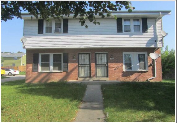 Primary Photo - 10422 W Jonen St