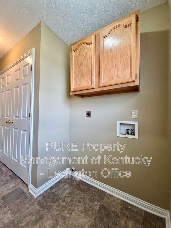 Foto del edificio - 1322 Lancaster Rd