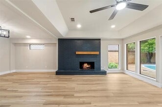 Building Photo - 809 Havenwood Ln S