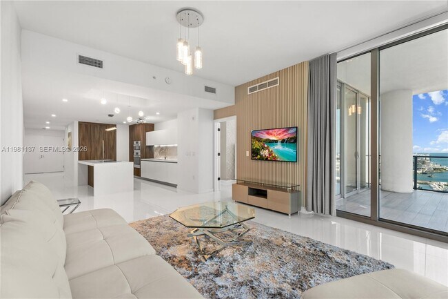 Foto del edificio - 851 NE 1st Ave