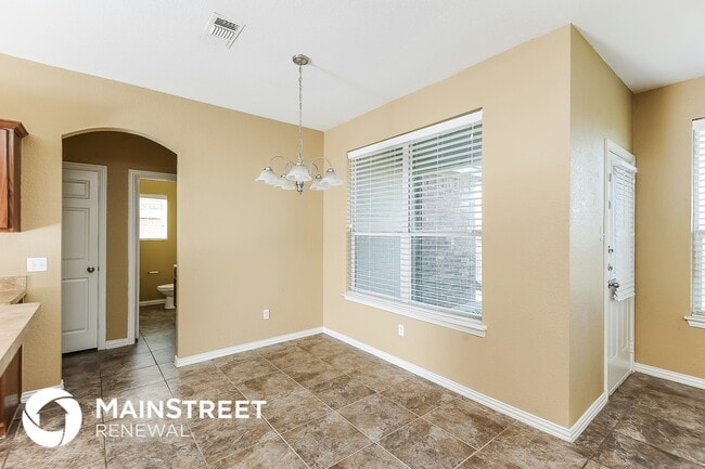 Building Photo - 229 Kennedy Dr