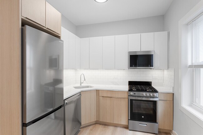 Foto del edificio - 7600 N Sheridan Rd
