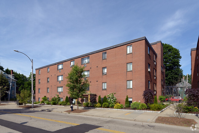 Building Photo - Babcock Street Apartments, 222-230