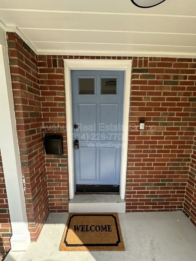 Foto del edificio - 425 Bismark Ave