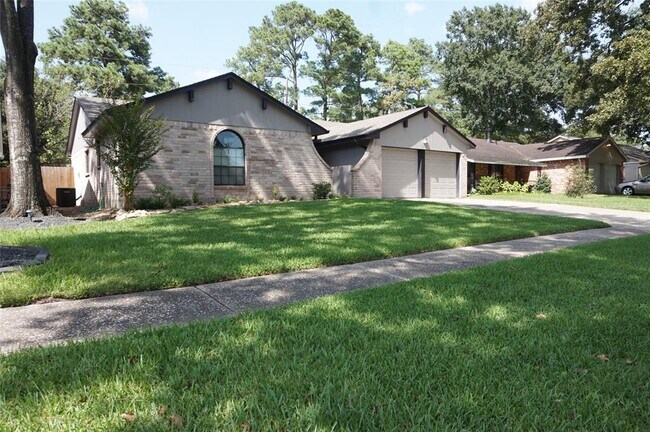 Building Photo - 5911 Bridgegate Dr