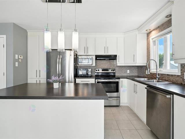 Building Photo - 53 Rue Marcelle-Ferron