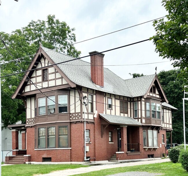 141 Keyes Ave Unit 6, Watertown, NY 13601 Apartments in Watertown, NY