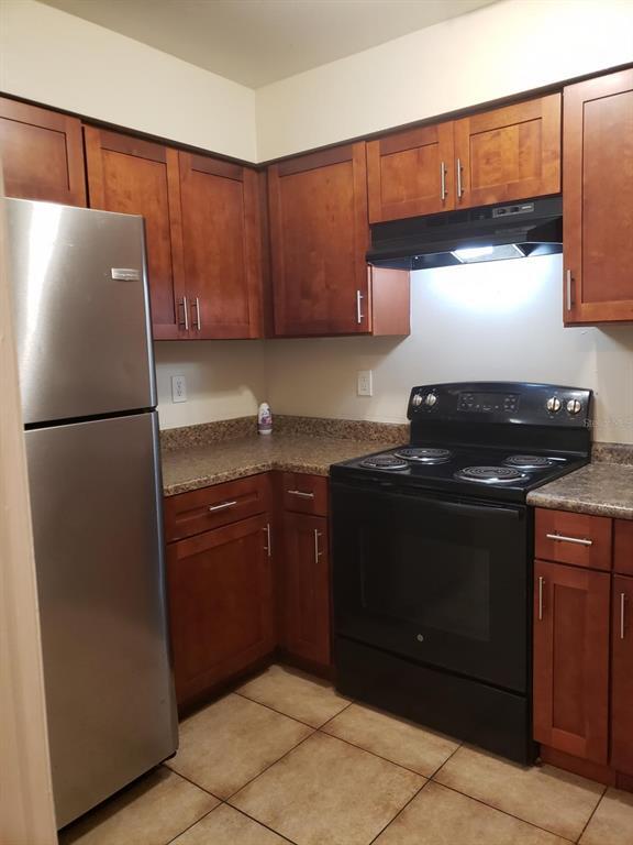 Foto del edificio - 2470 Chestnut Woods Dr