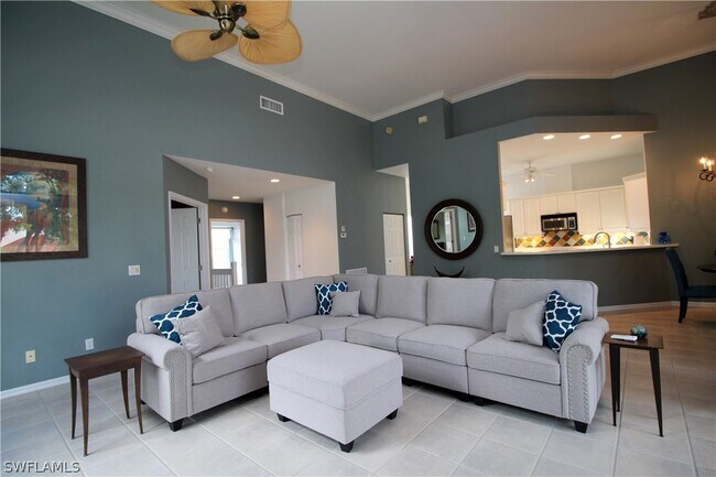 Building Photo - 1575 Clermont Dr