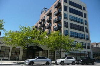 Building Photo - 2024 S Wabash Ave