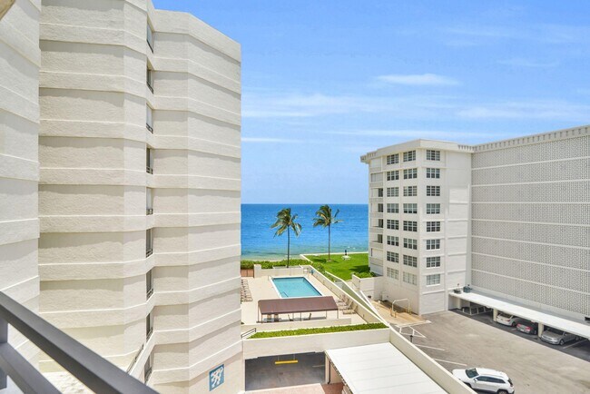 Foto del edificio - 3560 S Ocean Blvd