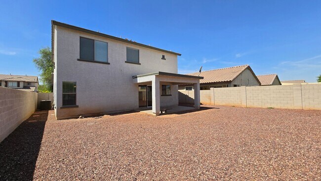 Building Photo - Lots of sq ft for the money! New paint!