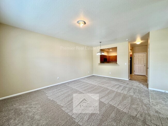 Foto del edificio - 7446 Sandy Springs Point