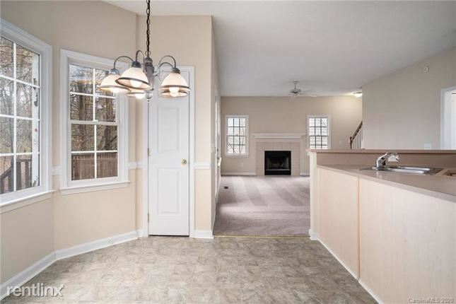 Building Photo - 3 br, 2 bath House - 3010 Windsor Chase Drive