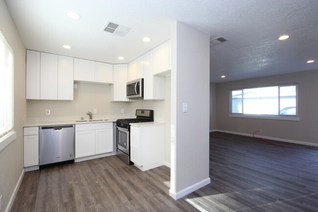 Building Photo - Gorgeous Remodeled Home