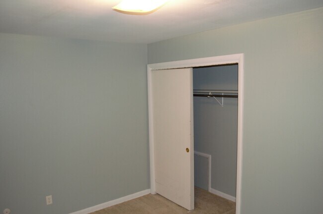 Bedroom 1 - 7777 W Bancroft St