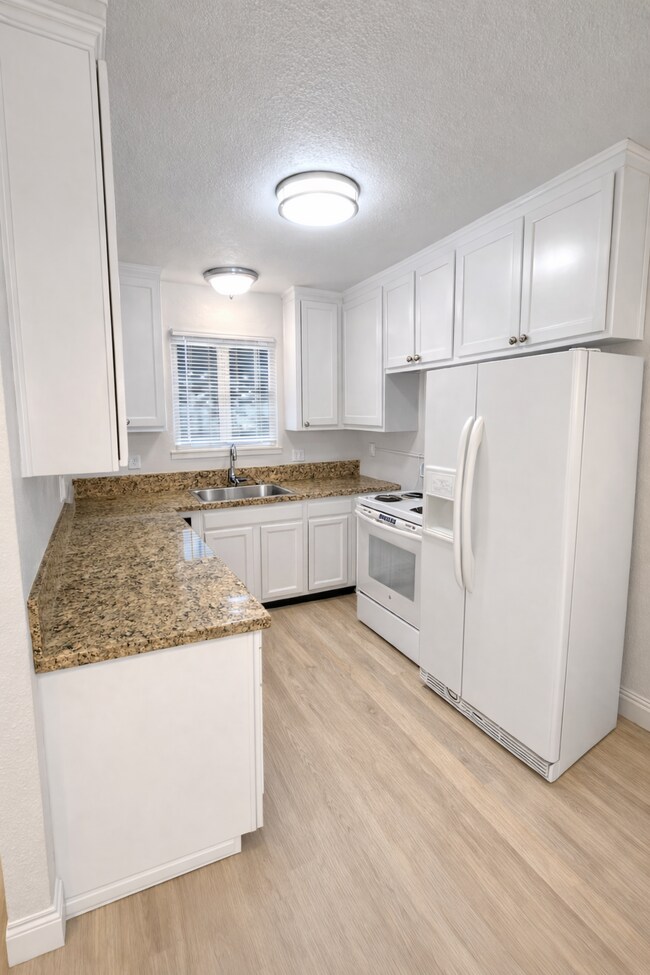 Foto del edificio - 5964 Gilman Way