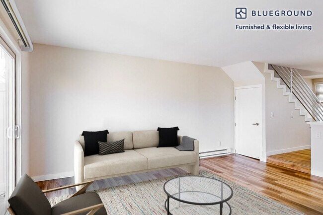 Foto del edificio - 2106 Manhattan Beach Blvd