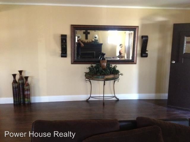 Foto del edificio - 3 br, 1.5 bath House - 733 Jefferson St
