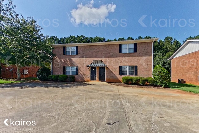 Building Photo - 127 Fawn Dr
