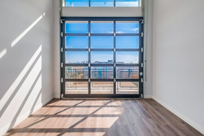 Foto del edificio - Lux Lofts