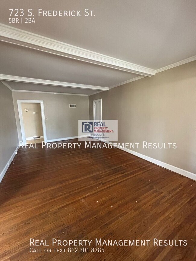 Building Photo - 723 S Frederick St