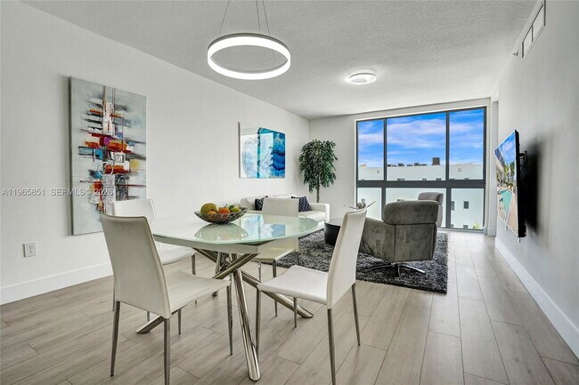 Foto del edificio - Southeast 1st Avenue, Delray Beach, FL 33444 - 1 BR 1 BA condo