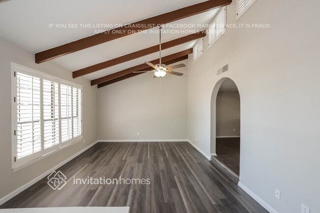 Building Photo - 15230 N 19th Pl