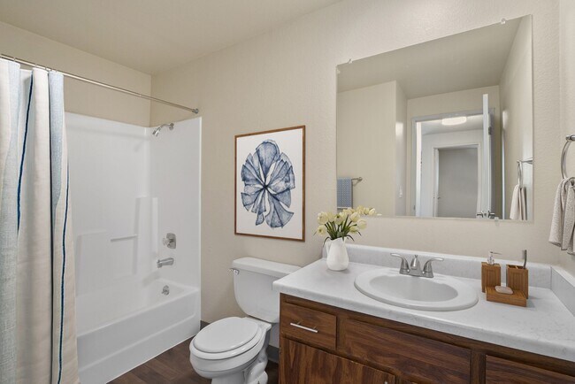 2x1 - Baño - The Lakes Apartments