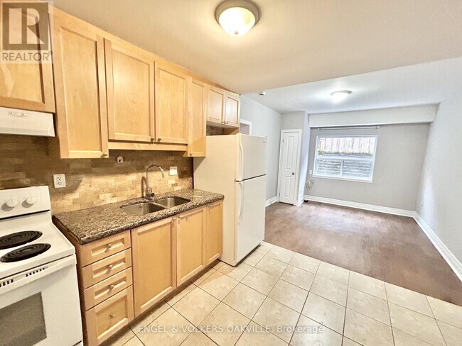 Photo du bâtiment - 15 Thirty Third St