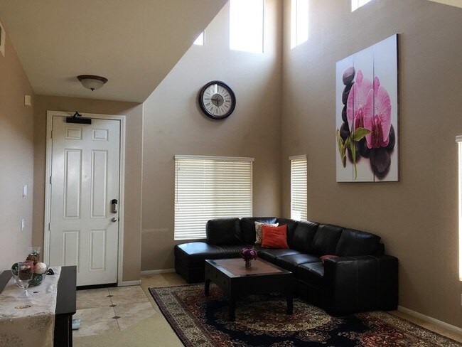 Building Photo - 4557 Casa Nova Ct