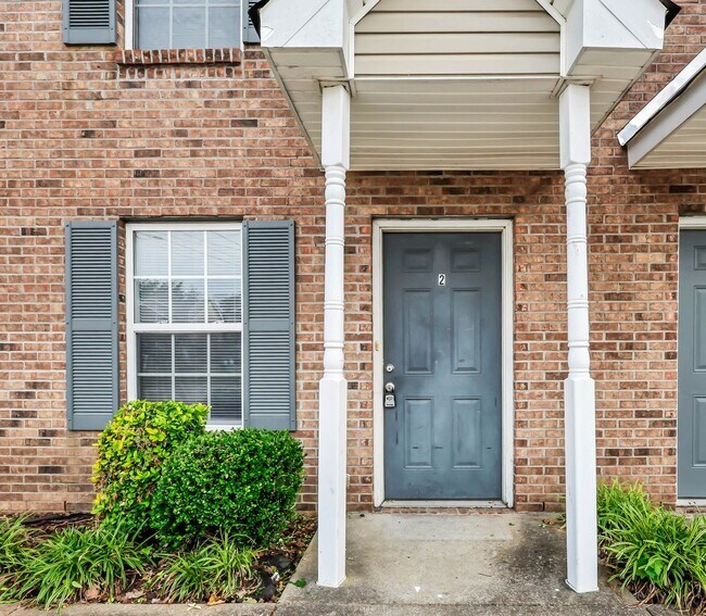 Foto del edificio - 784 Cherrybark Ln