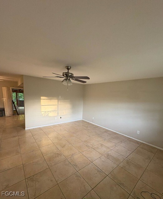 Building Photo - 2619 Nightshade Ln