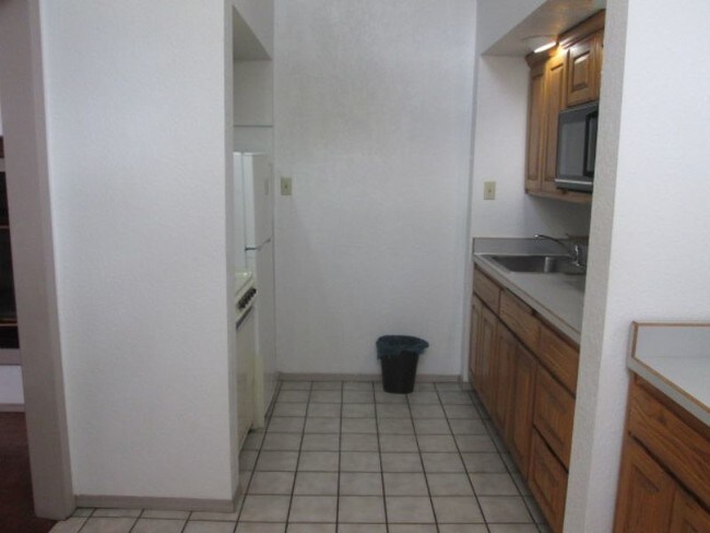 Foto del edificio - 9001 Menaul Blvd NE