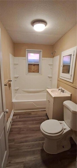 Foto del edificio - 1506 Jules St