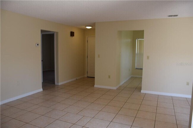 Foto del edificio - 470 Hunter Cir