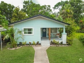 Building Photo - 3607 E 24th Ave