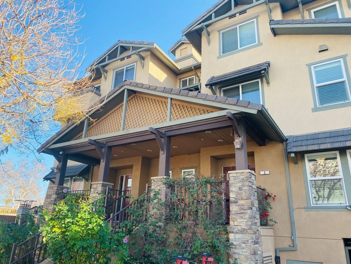 Beautiful Townhome in Downtown San Jose. ... - Beautiful Townhome in Downtown San Jose.  ...