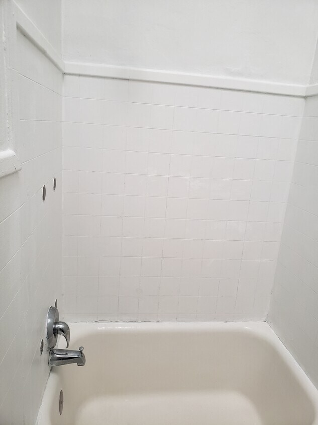 13 Scotland Rd Unit 1, South Orange, NJ 07079 Apartments in South