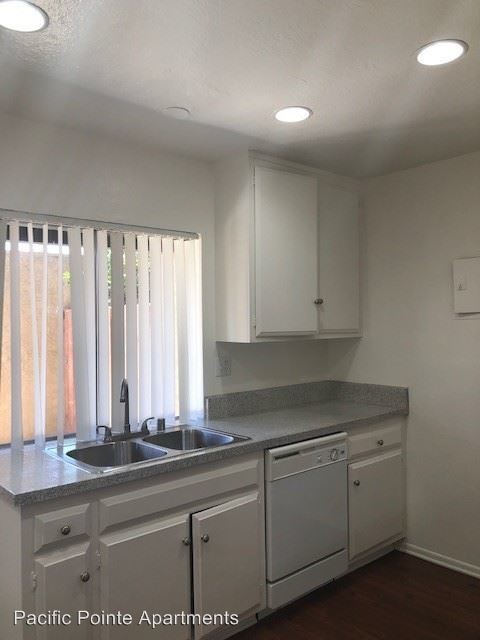 Foto del edificio - 13882 Tustin E Dr