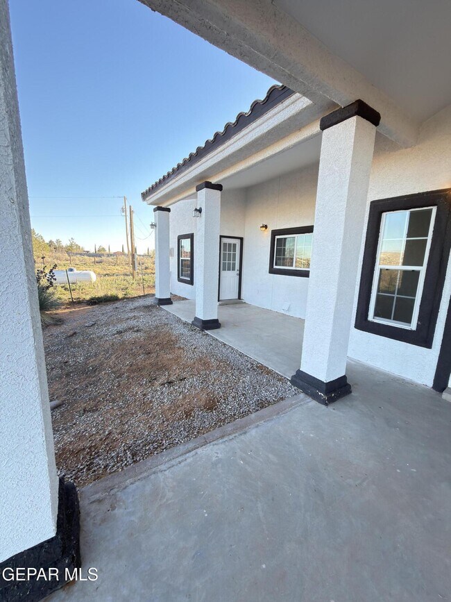 Foto del edificio - 5466 Buffalo Creek Dr