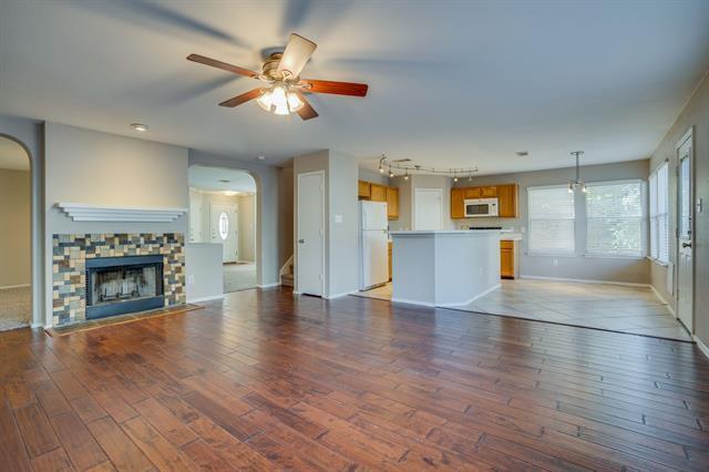 Primary Photo - 2032 Peregrine Ct